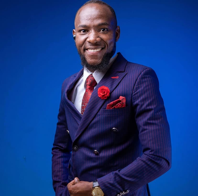 Emmanuel Favour